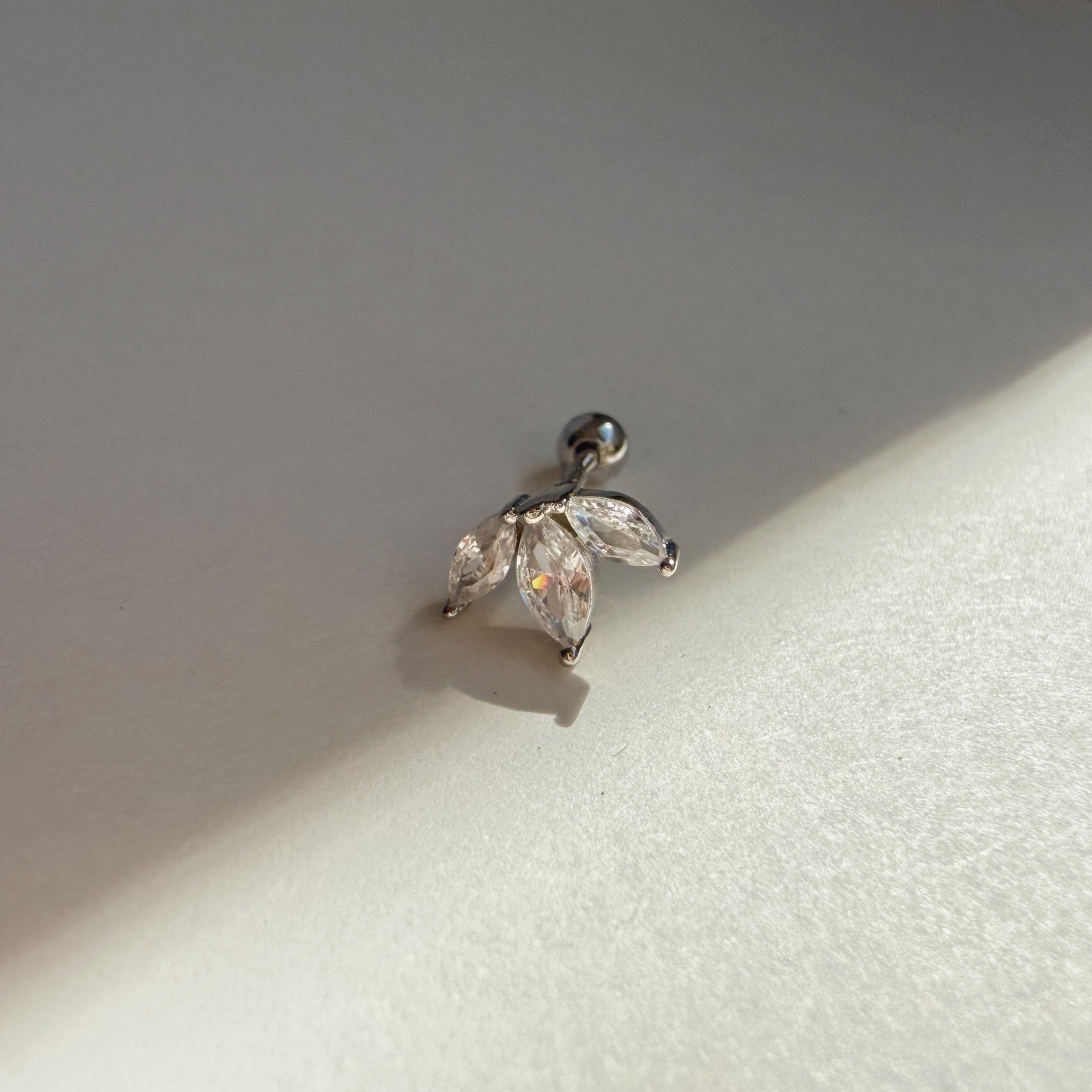 Petal Silver Earring (Single Stud)