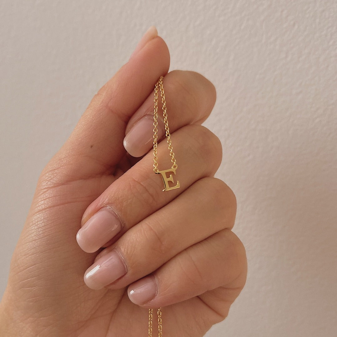 Classic Baby Initial Necklace – 18K gold plated