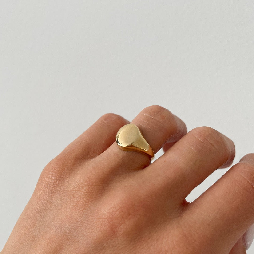 14K Gold Oval Signet Ring