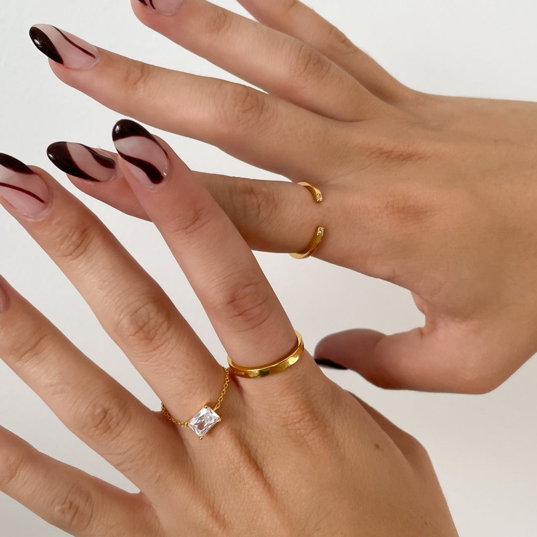 Bare Gold Ring