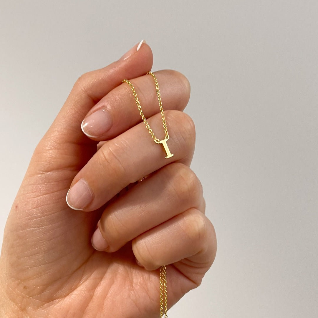 Classic Baby Initial Necklace – 18K gold plated
