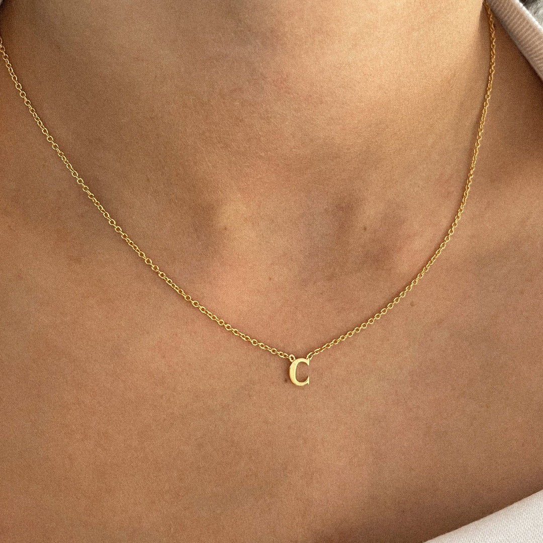 Small Circle Initial Necklace with Diamond in Gold Plating - MYKA