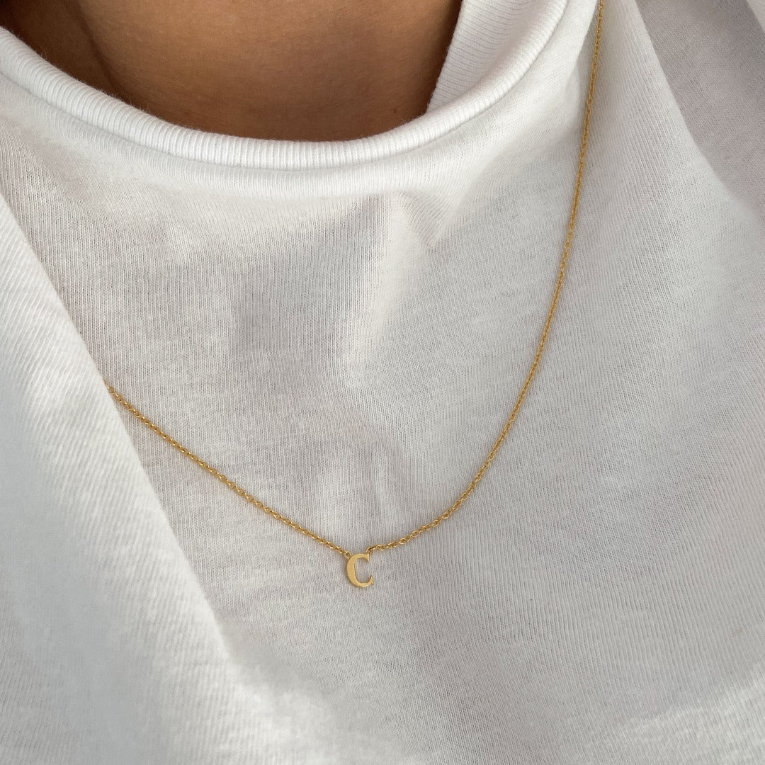 Classic Baby Initial Necklace – 18K gold plated