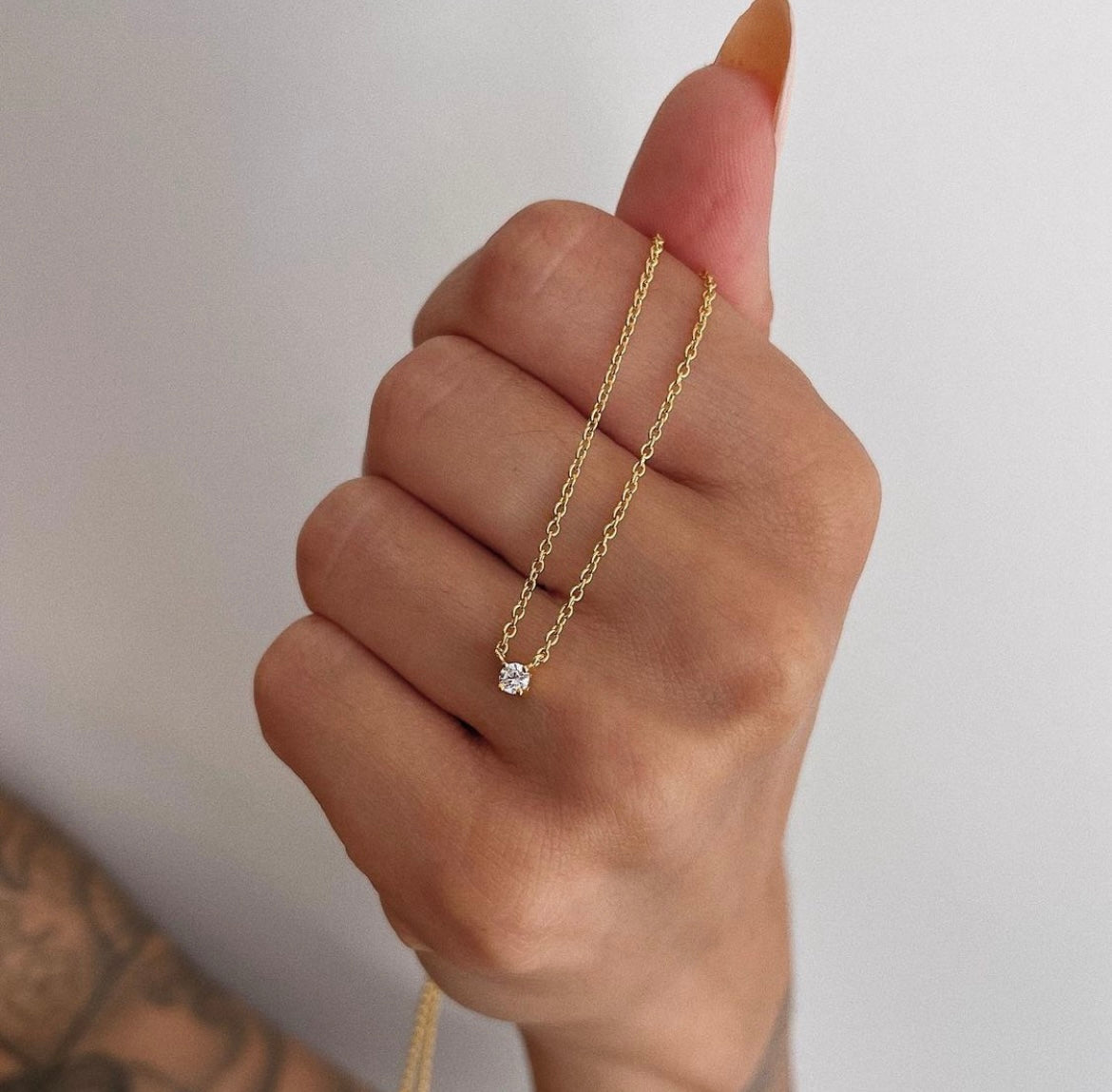 Claw-set Round Cubic Zirconia Gold Necklace