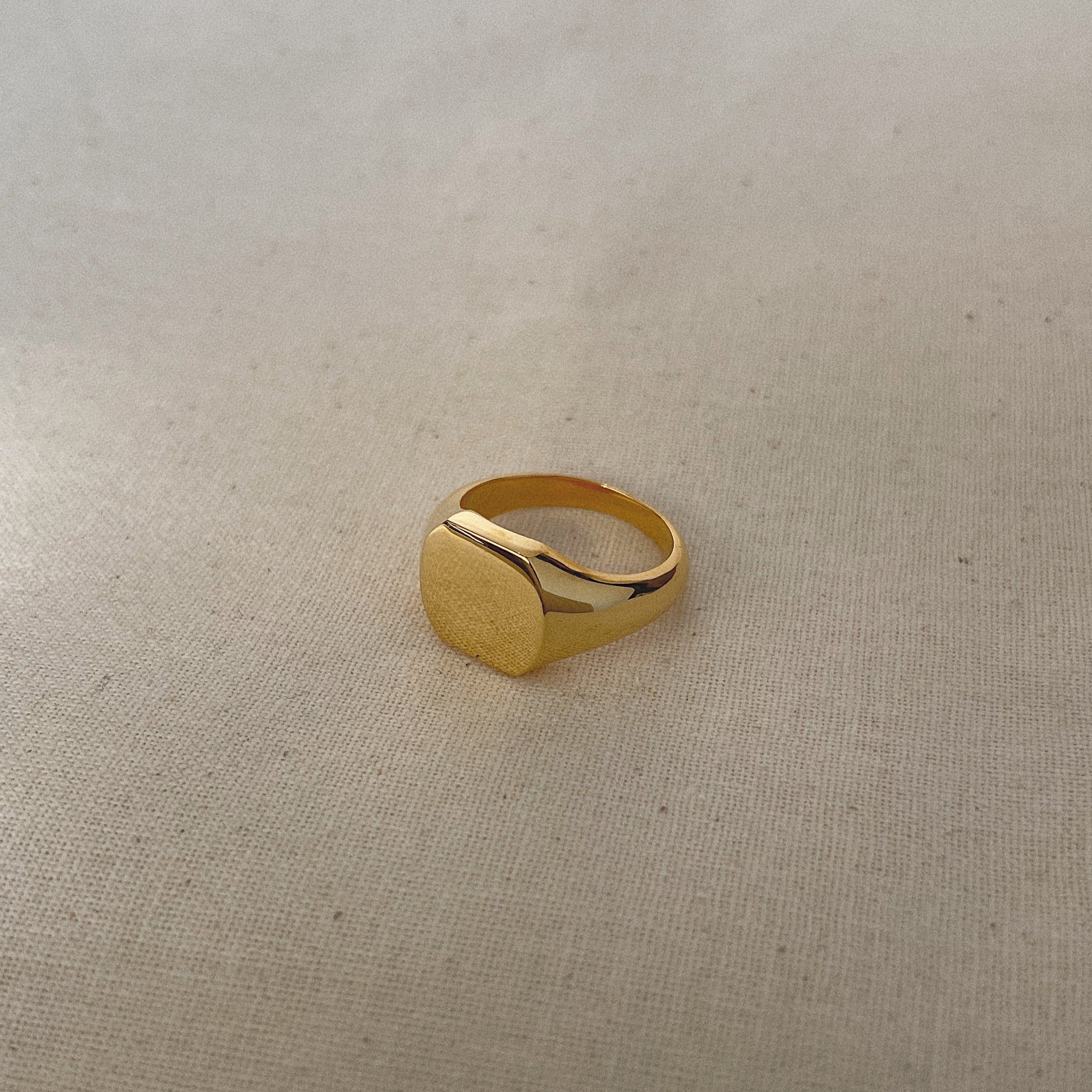 James Gold Ring